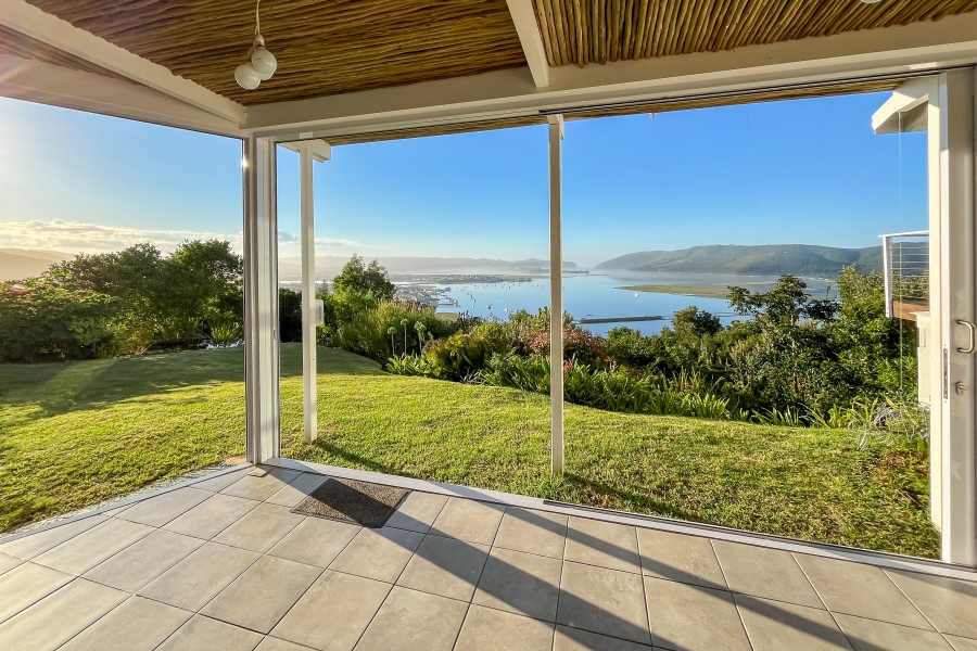 4 Bedroom Property for Sale in Paradise Western Cape